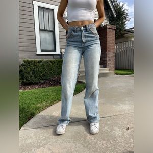 Brandy Melville John Galt Blue Jeans